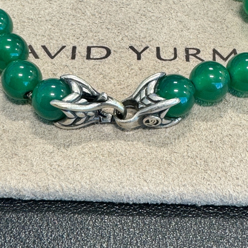 Authentic David Yurman in Green Onyx with Sterling silver accent bead. - Picture 2 of 4